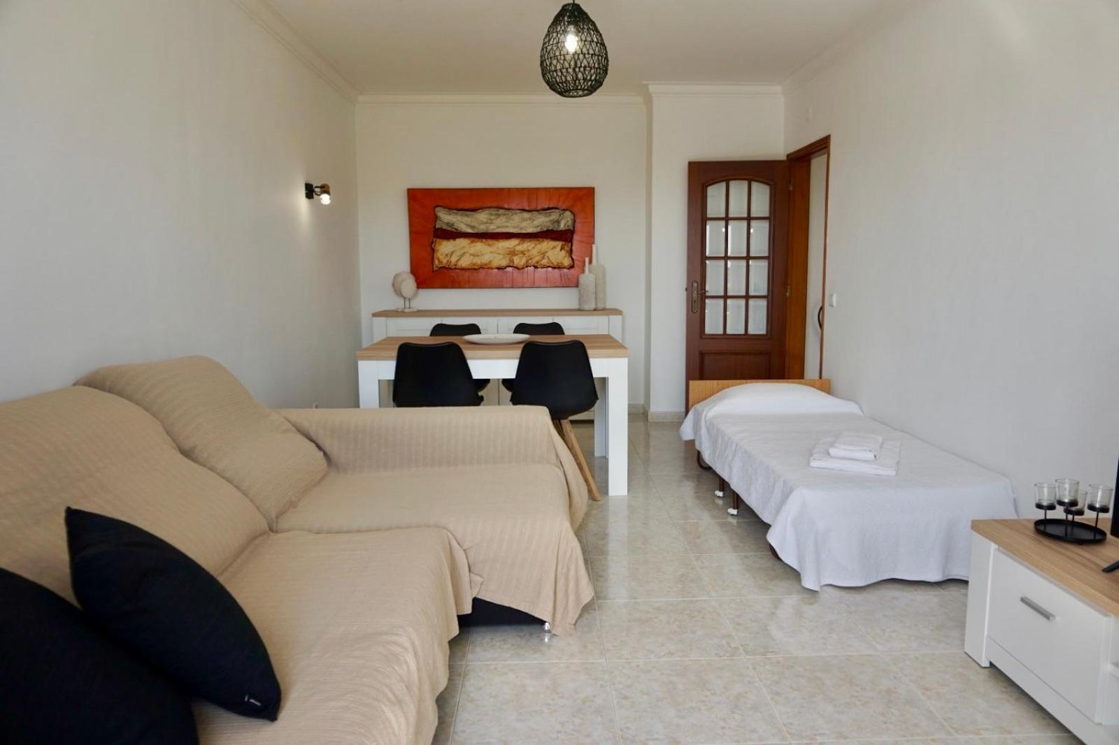 Ferienwohnung Cozy Alvor Retreat - Sunset Balcony, Wi-Fi & Ac Exterior foto